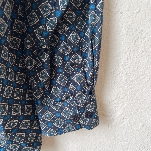 Cinch button up - Picture 5 of 5